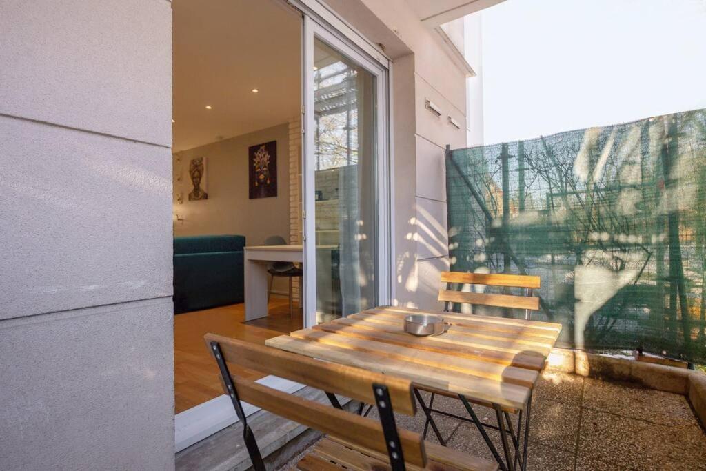 La Pepite Bleue De Nanterre Apartment Exterior foto